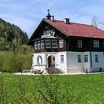 Forsthaus Faistenau