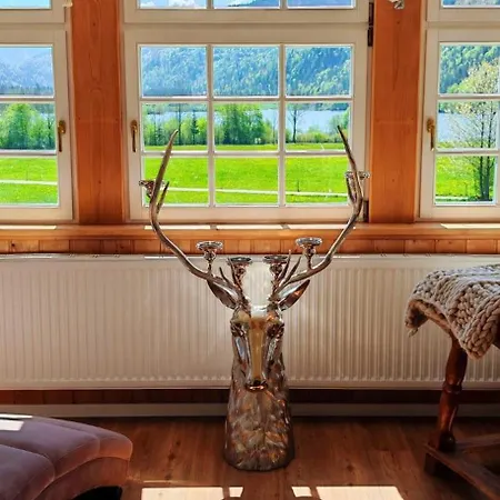 Forsthaus Faistenau Hintersee